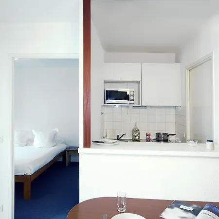 Sejours & Affaires Saint-nicolas Aparthotel 3*