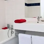سيجور وأفيريز سان نيكولا شقة فندقية