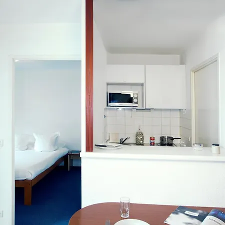 Sejours & Affaires Saint-nicolas Апарт-отель 3*